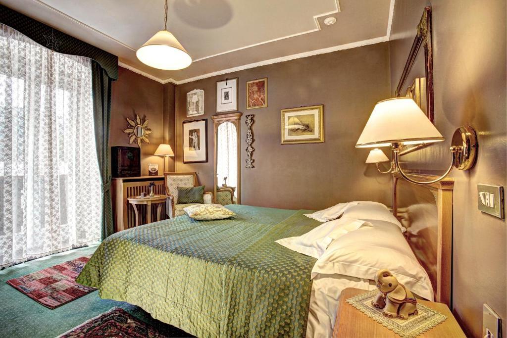 Hotel Regina サン・マルティーノ・ディ・カストロッツァ 部屋 写真